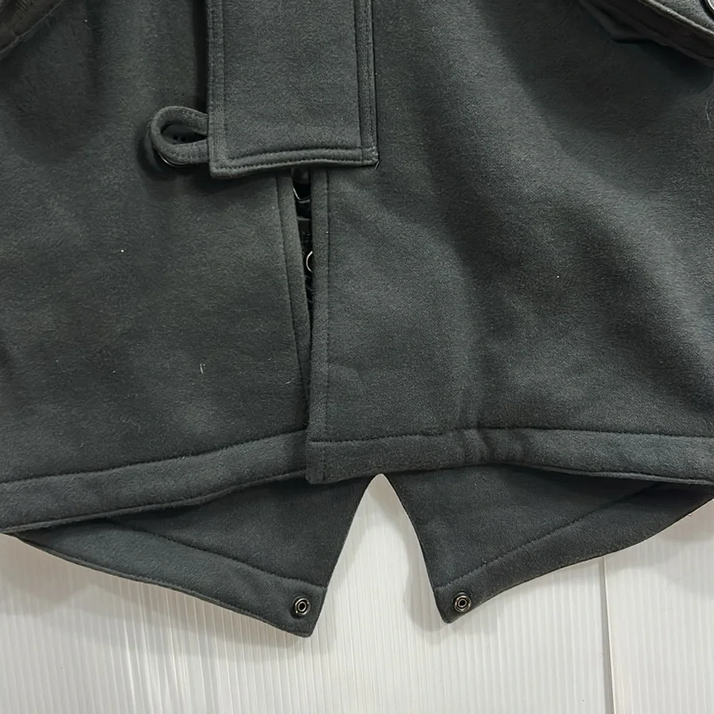 192. Classic‎ Black Double-Breasted Pea Coat (M)